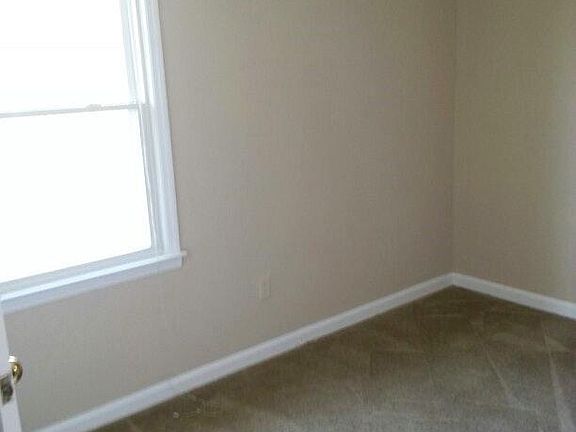 4th image of 150 Cleveland Ave APT C