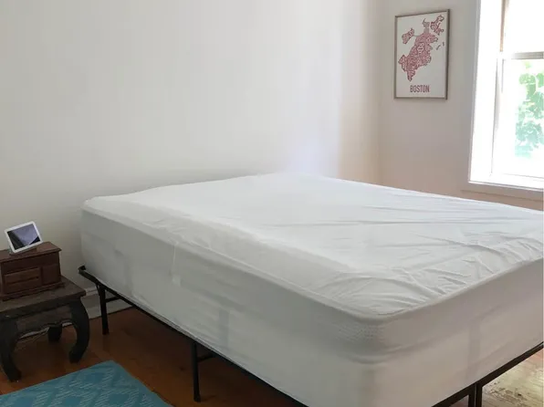 2015 N Humboldt Blvd #1, Chicago, IL 60647