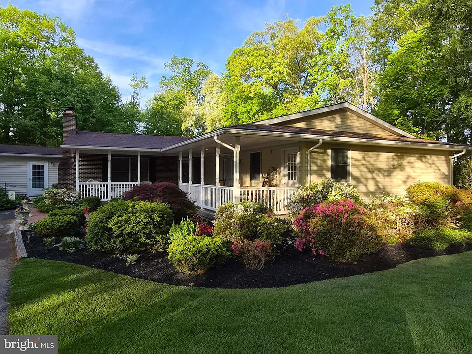 1st image of 2404 Braddock Rd