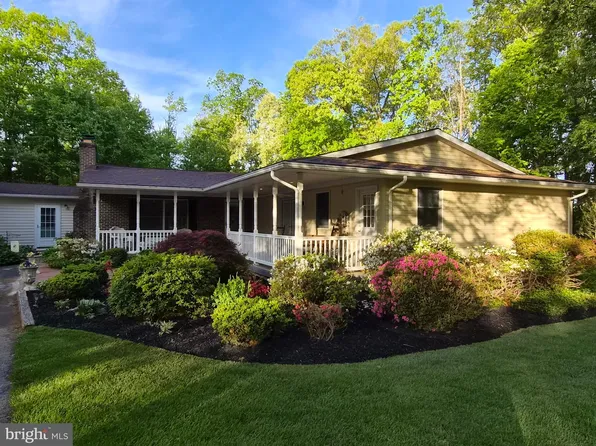 2404 Braddock Rd, Mount Airy, MD 21771