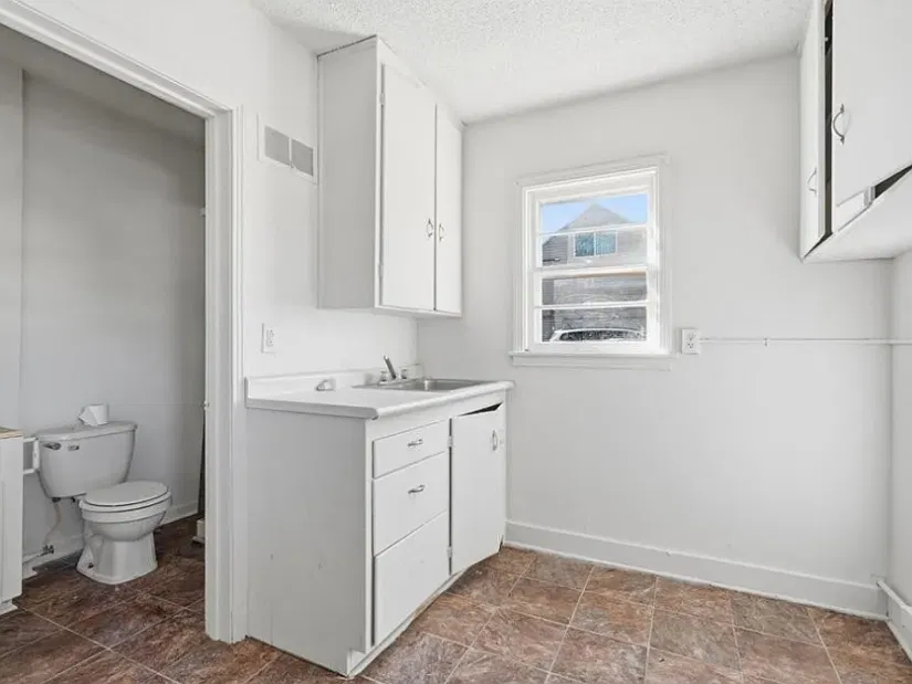 1 bed, $1,070 — Photo 2