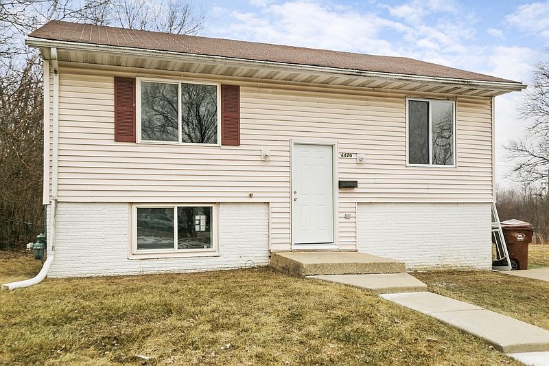 1st image of 4420 Balmoral Dr
