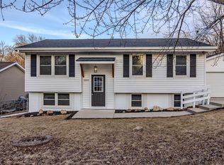 5815 SW 5th St, Des Moines, IA 50315