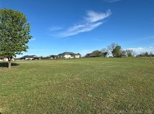 5812 Bluestem Way, Chelsea, OK 74016