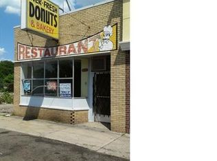 19310 Schoolcraft, Detroit, MI 48223