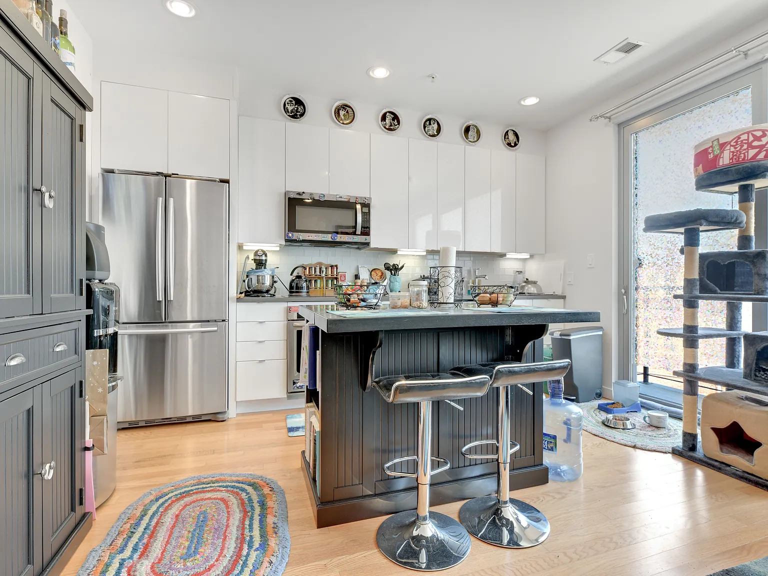 1 bed, 581 sqft, $2,195 — Photo 4
