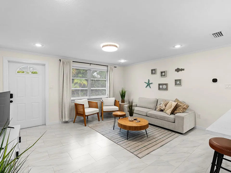 578 Companion Way #1-ID1623634P