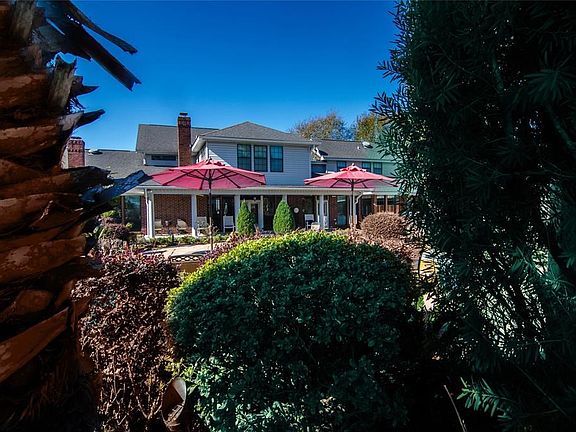 A famous singing group, who called themselves, 'The Beach Boys', penned these lyrics to one of their hit songs, 'If everybody in the USA, Could come with us to Californ-i-a, We could take'em to a place out west, Where the Good Sun Shines Everyday.'  Well 