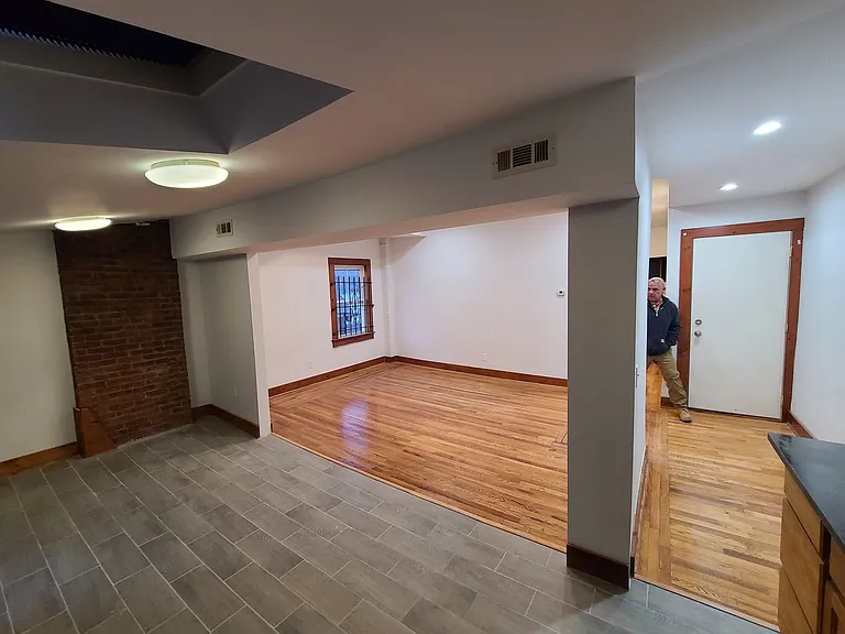 426 George St #3 — Photo 5