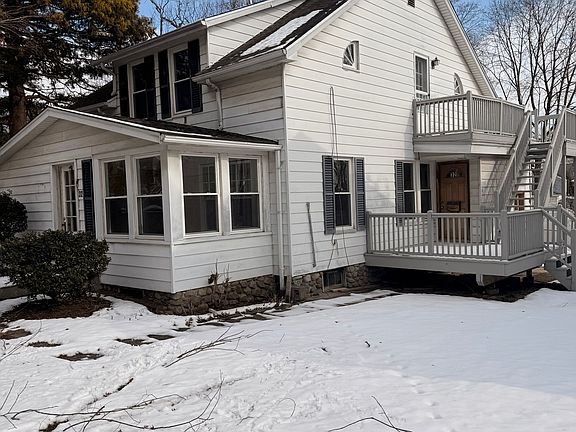 2nd image of 32 Bartlett Ave #1