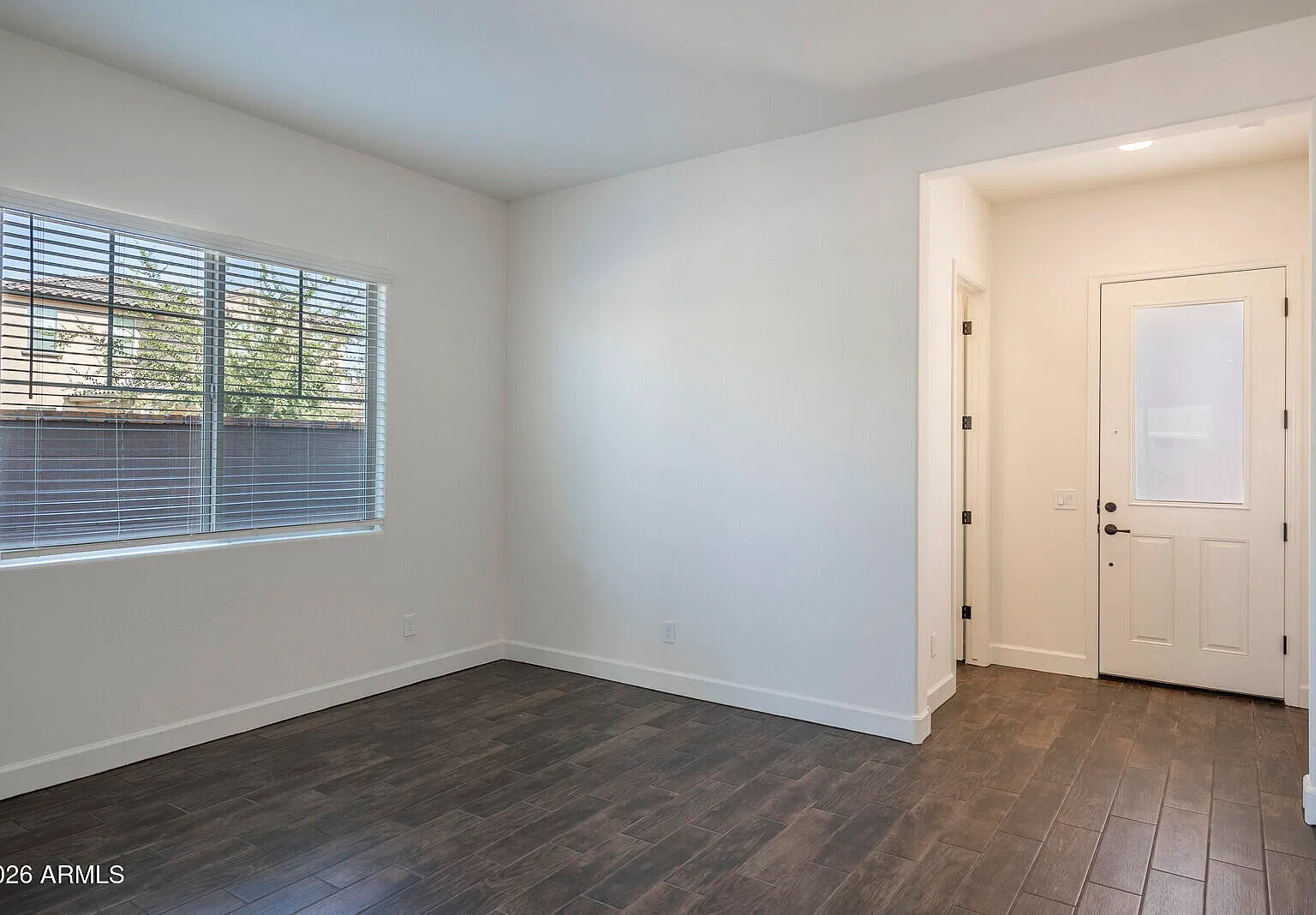 4 bed, 3.0 bath, 2561 sqft, $2,700 — Photo 3