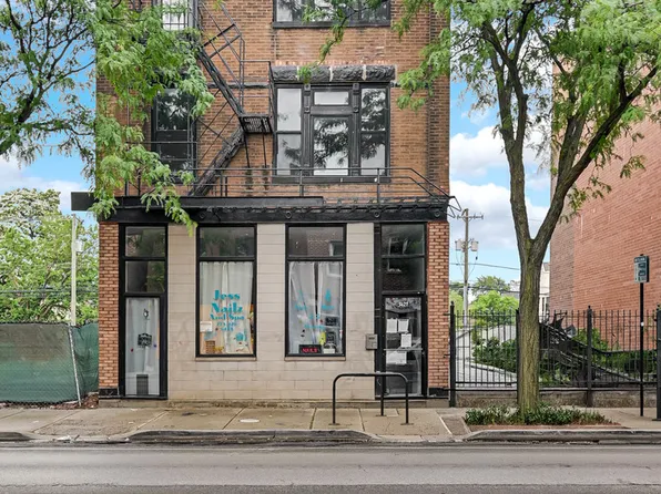 3421 W Armitage Ave #1F, Chicago, IL 60647
