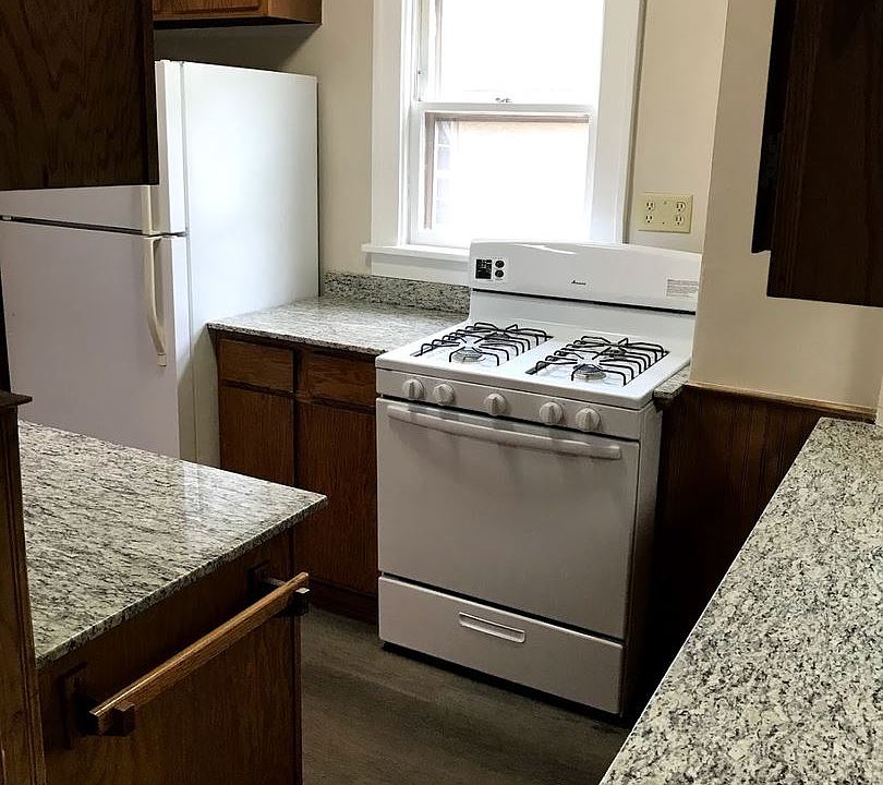 1st image of 2088 Stillwater Ave