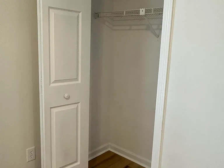 1607 Greenland Ct — Photo 52
