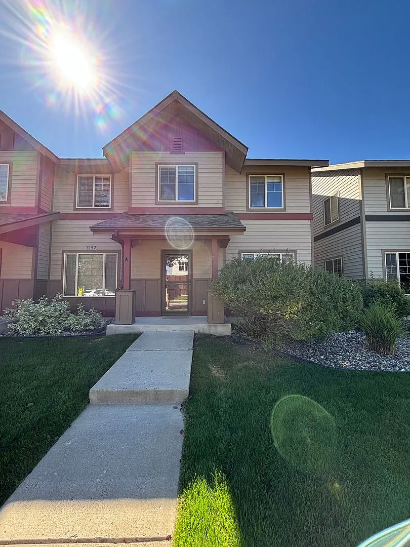 Spacious 3-bedroom, 3-bath home in Bozeman — Photo 2