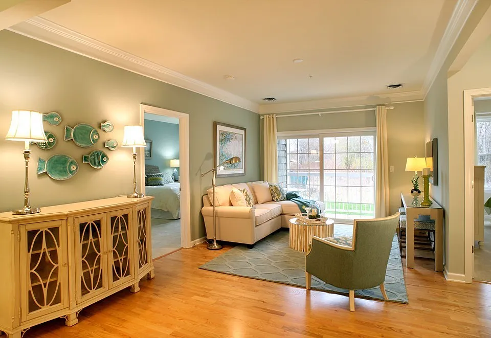130 Trotter Rd #101