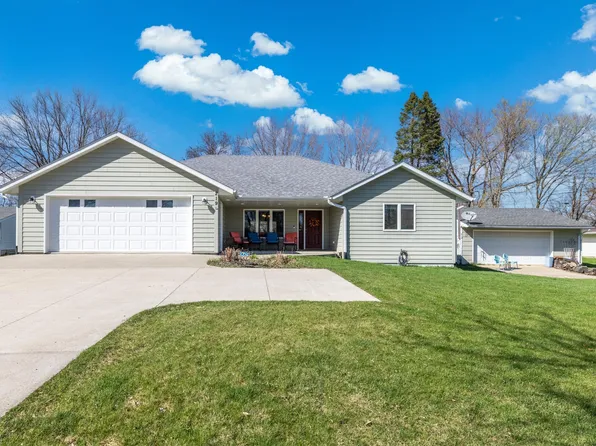 219 Main St E, Clarks Grove, MN 56016