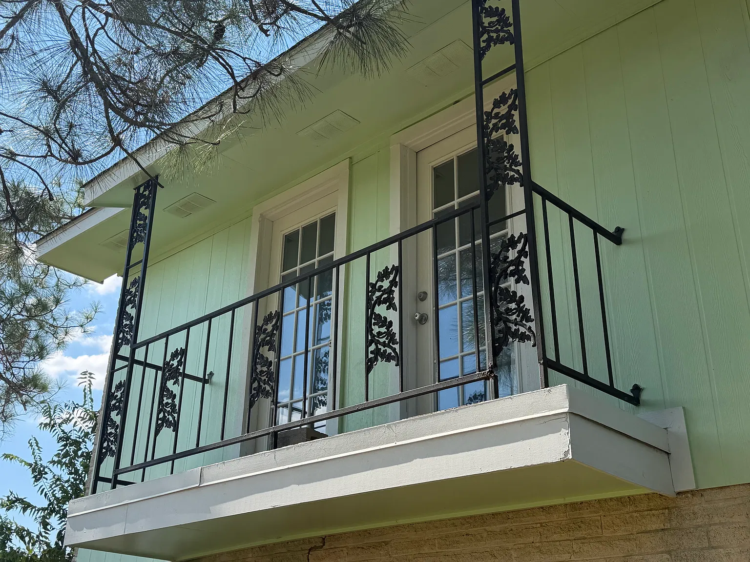 2 bed, 2.5 bath, 1292 sqft, $1,500 — Photo 2