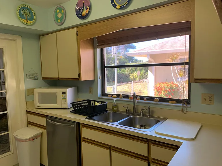 596 107th Ave N #HOUSE — Photo 11