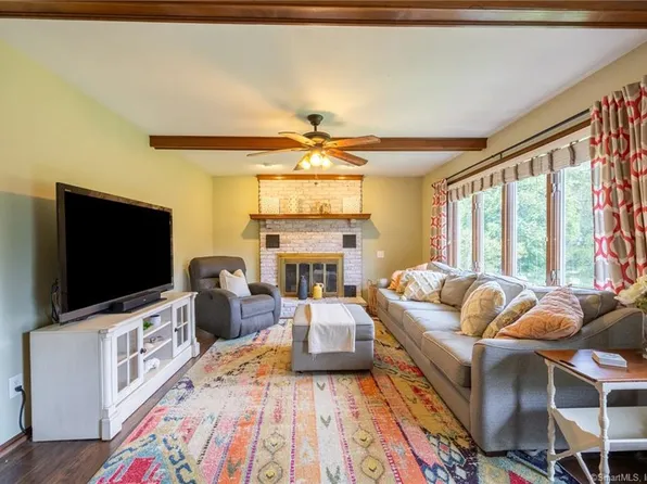 316 Totoket Road, North Branford, CT 06471