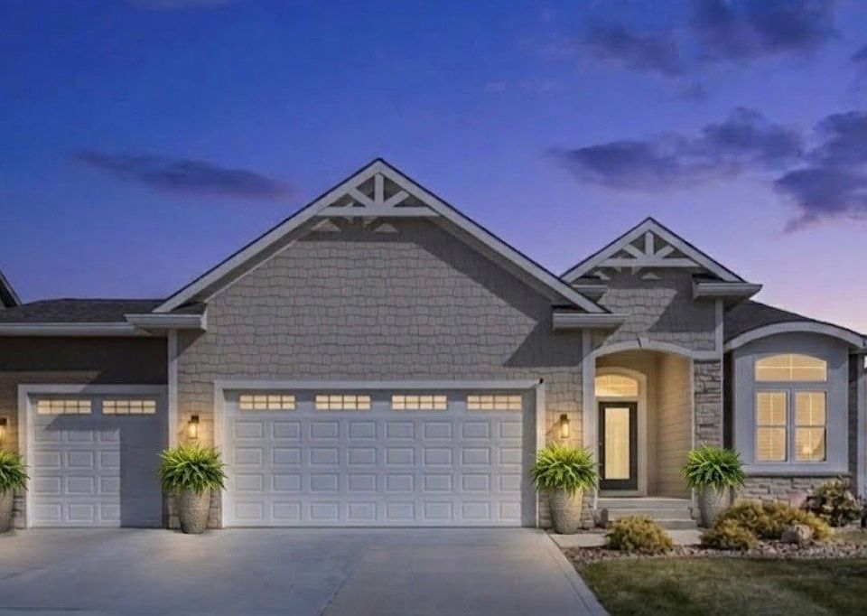 1st image of 6003 NE Sherman Dr