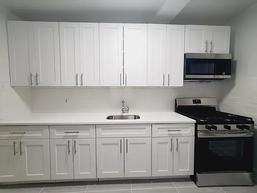 164 Sterling Ave Photo 1