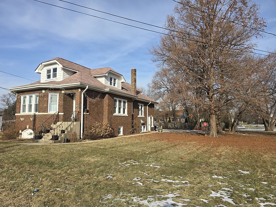 1st image of 11030 W Grand Ave