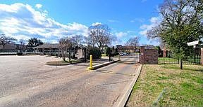 2nd image of 3636 Greenacres Dr #122