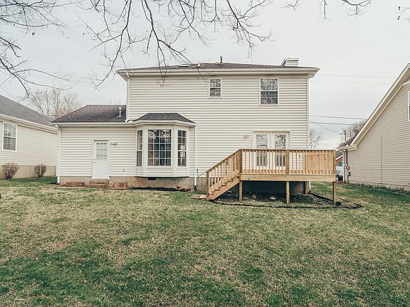 3rd image of 381 N Birchwood Dr
