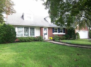 519 Sand Hill Rd, Hershey, PA 17033