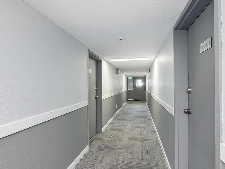 5700 31st St #C304 — Photo 27