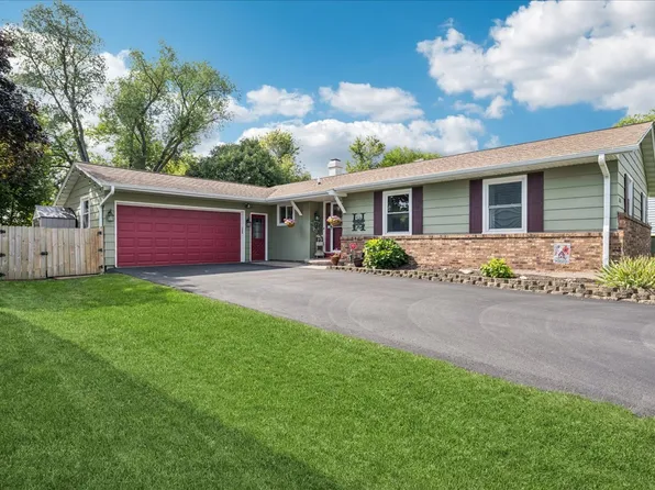 305 Pearl St, Cary, IL 60013