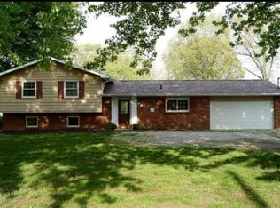 5152 N 925 E, North Webster, IN 46555