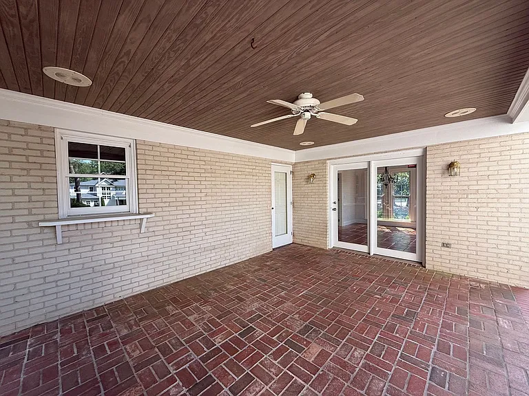1610 Ridge Rd — Photo 45