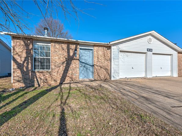 fayetteville-arkansas-448576526 picture