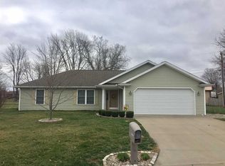 2604 W Lynn Ct, Jasper, IN 47546