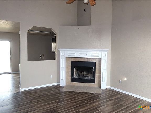 3rd image of 3409 Catalina Dr