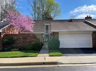 2831 Oakton Manor Ct, Oakton, VA 22124