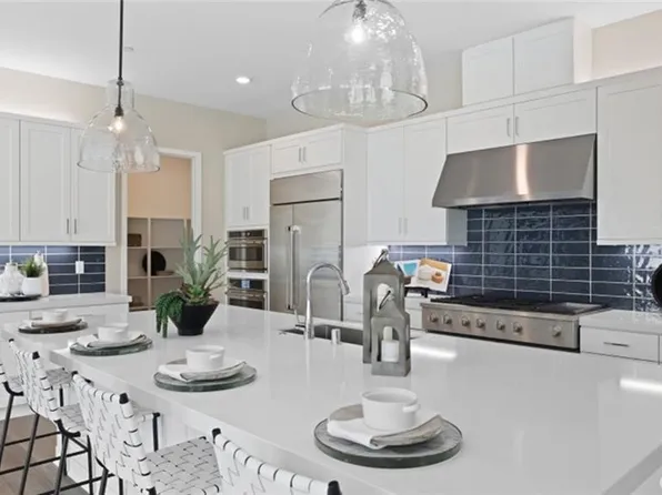 29610 Paseo Capilla, Valencia, CA 91354