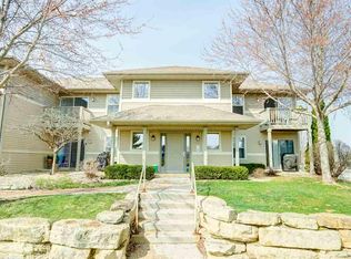 4667 Treichel St APT 201, Madison, WI 53718