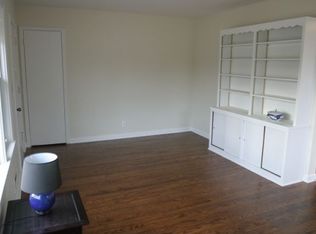 1615 Cherry Way, Louisville, KY 40216
