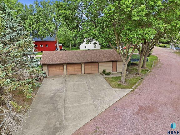 5th image of 46246 S Shore Pl