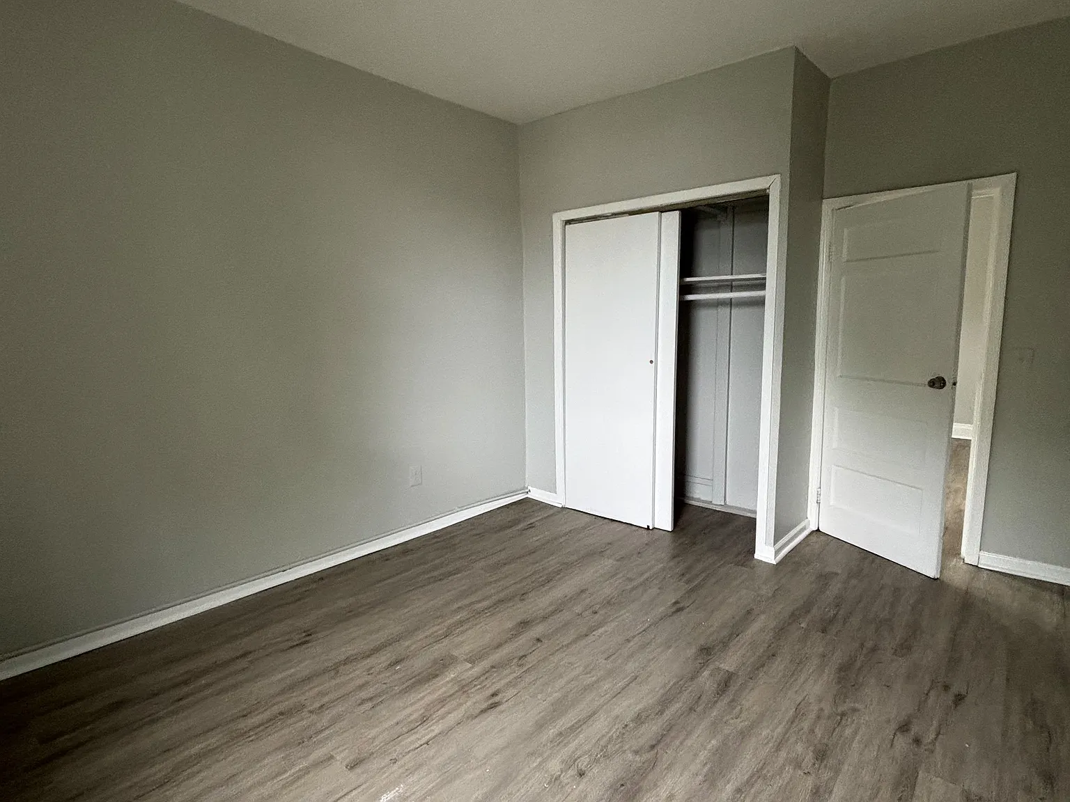 2 bed, 800 sqft, $1,695 — Photo 2