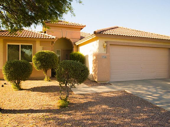 3rd image of 17550 W Caribbean Ln