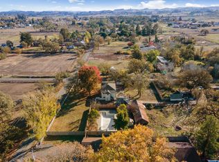 909 Scenic Ave, Santa Rosa, CA 95407