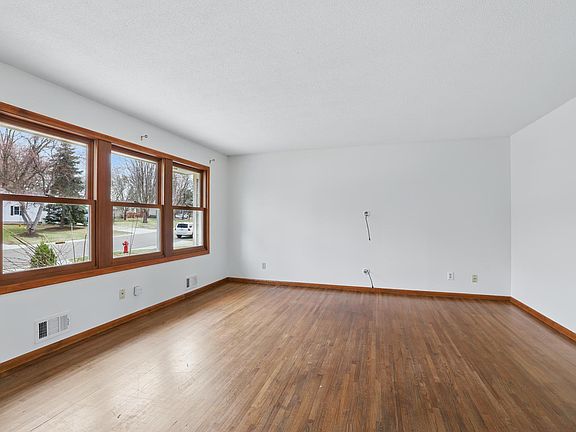 5th image of 1748 Lamplight Dr
