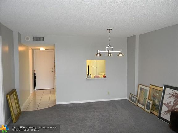 4th image of 1800 N Andrews Ave APT 2J