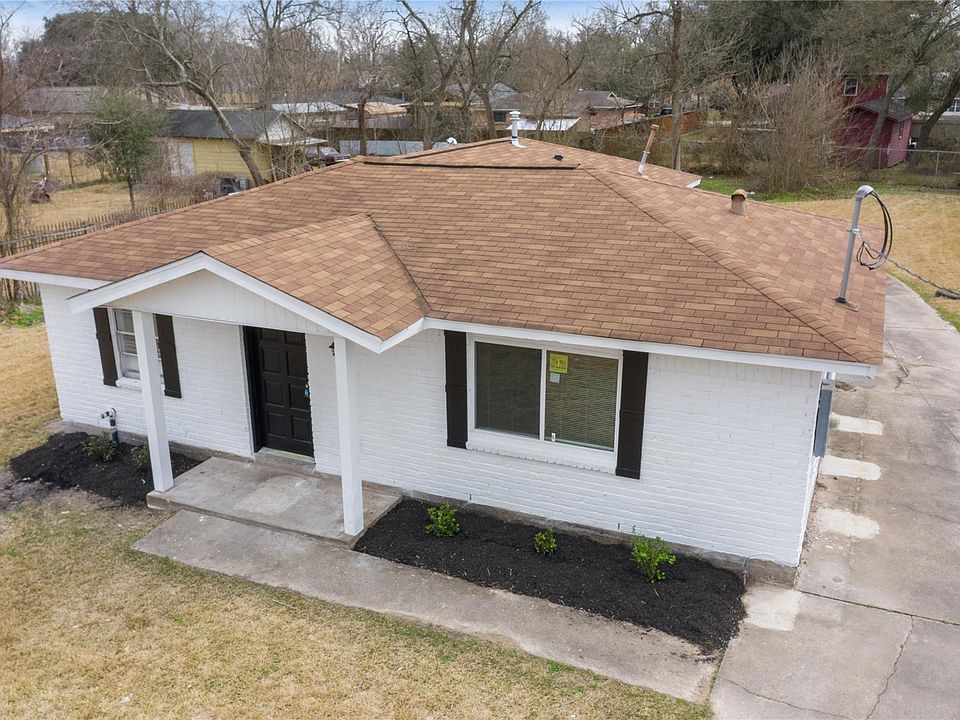 1st image of 2622 Schilder Dr