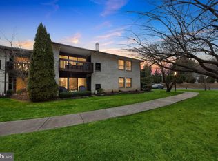 1403 Raintree Ln #1403, Malvern, PA 19355