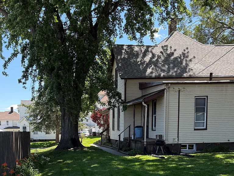 1720 Taylor St — Photo 6